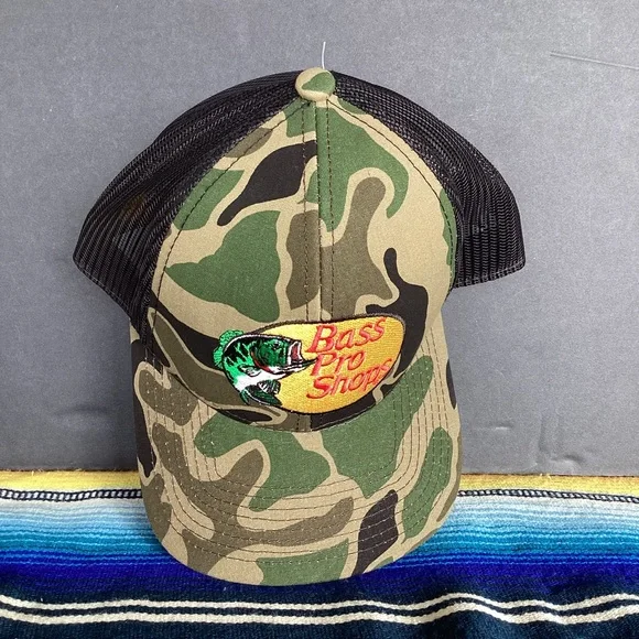 Bass Pro shops Camo SnapBack Mesh Hat - Picture 3 of 12